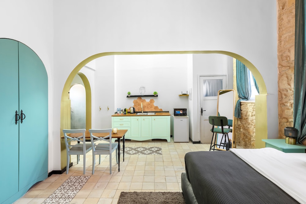 Luxury Double or Twin Room photo 3