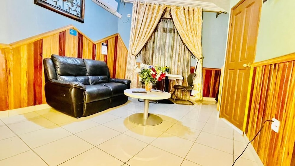 Luxury Studio Suite photo 2