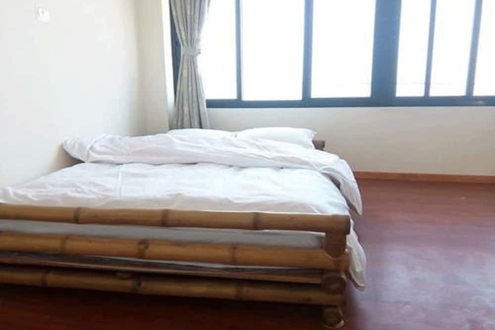 Standard Triple Room, Hill View