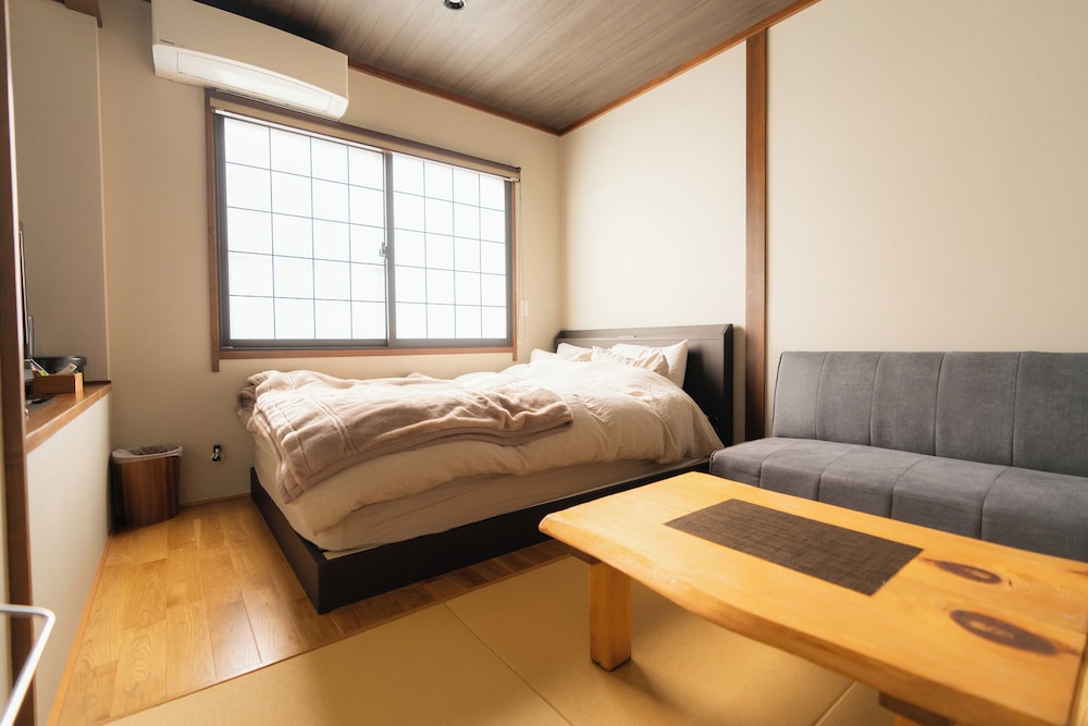 Japanese-Western Style Room 201