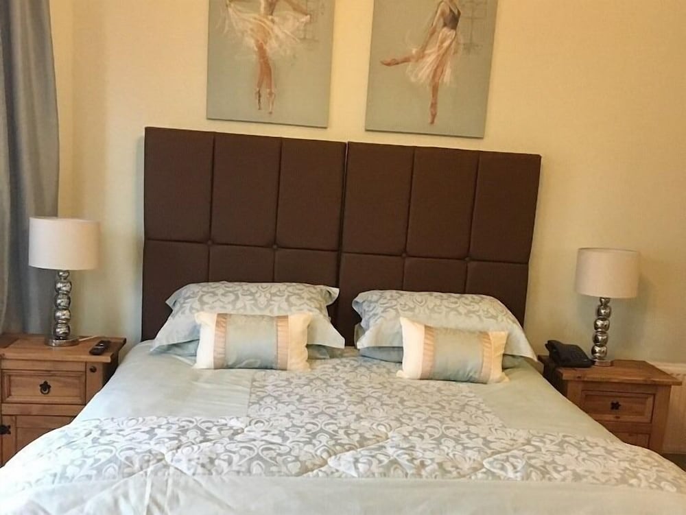 Superior Double Room, Ensuite photo 2