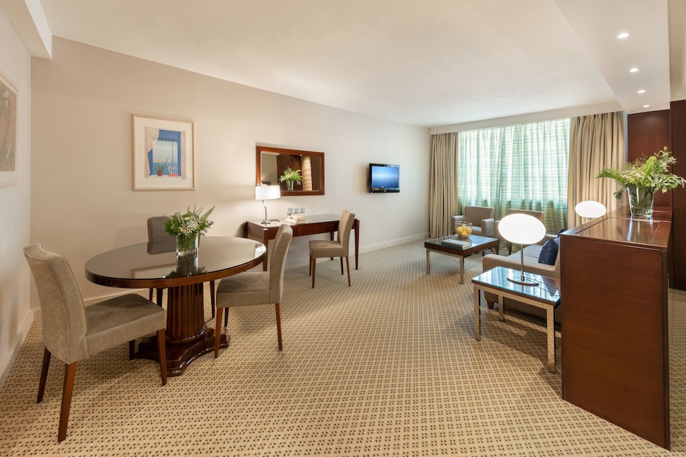 Junior Suite, 2 Queen Beds photo 3