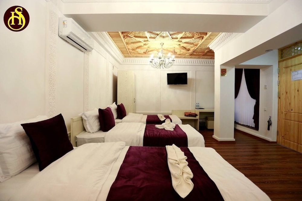 Deluxe Quadruple Room, Multiple Beds