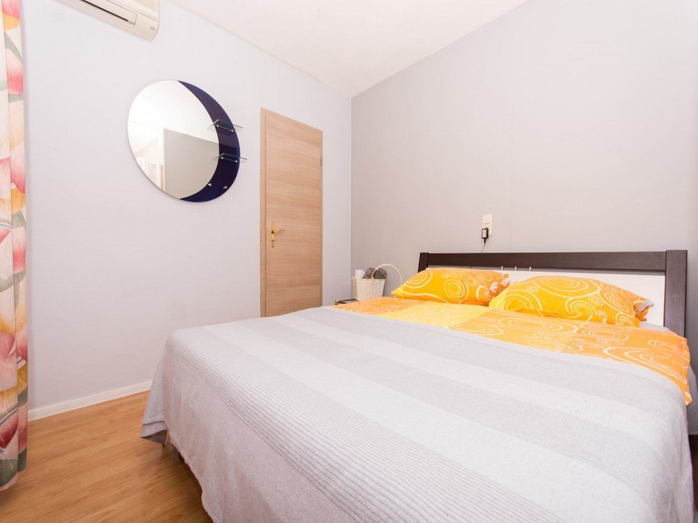 Apartment (Luxury One Bedroom Apartment with Bal) photo 3