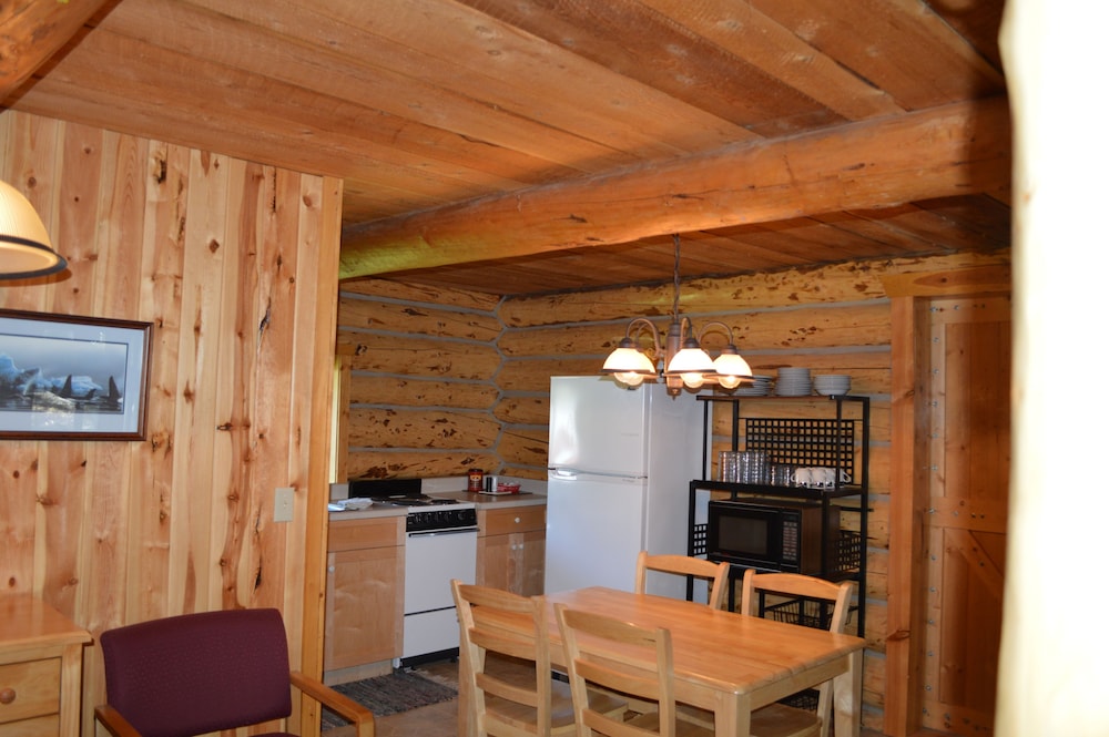 Kodiak Cabin photo 3