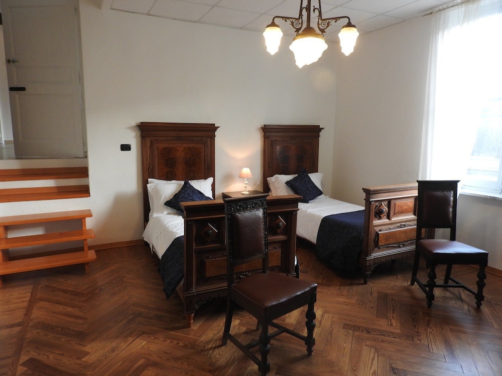 Family Double Or Twin Room photo 3