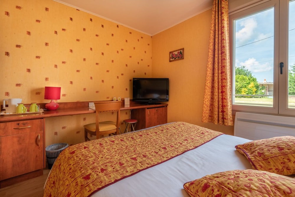 Standard Double Room photo 3