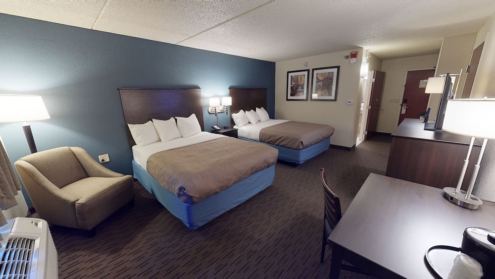 Room, 2 Queen Beds, Non Smoking - Photo 5