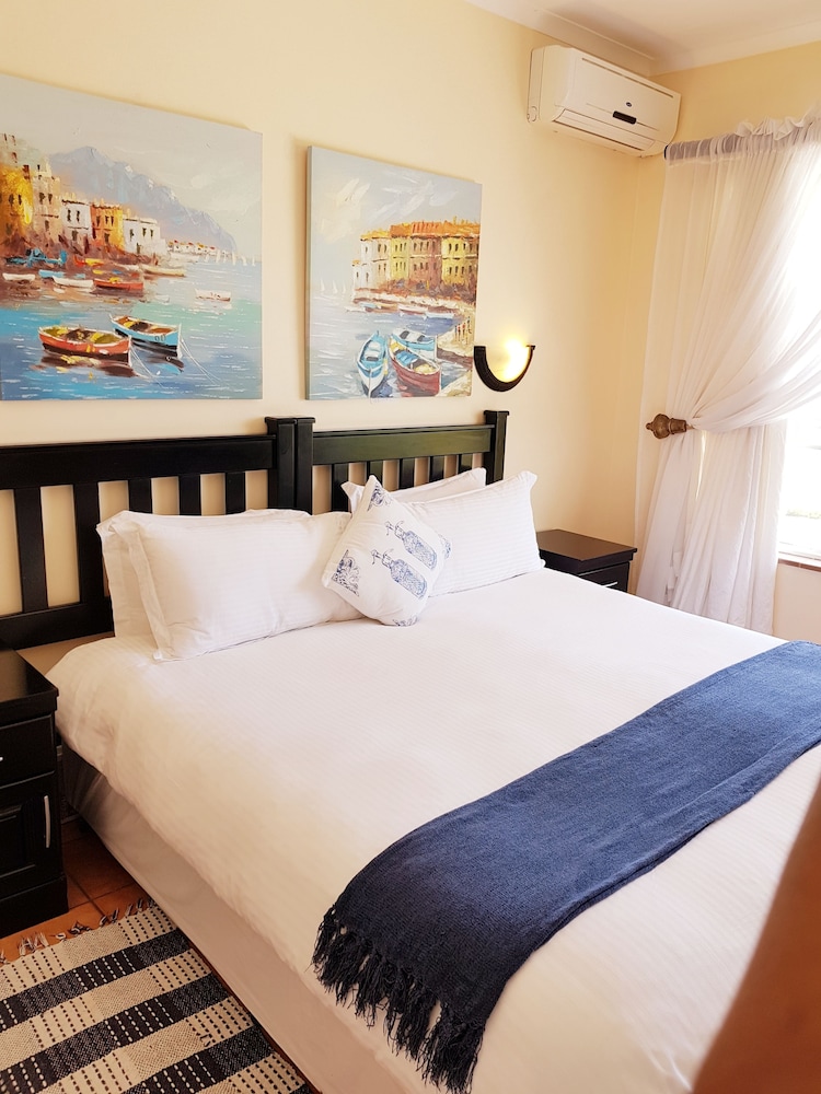 Sea Facing King/Twin Room - Photo 1