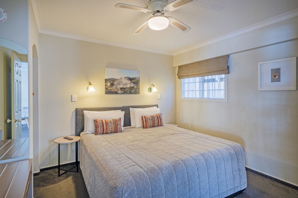Family Suite, 2 Bedrooms, Private Pool - Photo 14