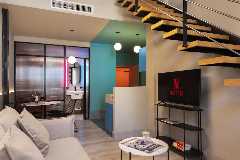 City Duplex, 1 Bedroom, Terrace, City View photo 2