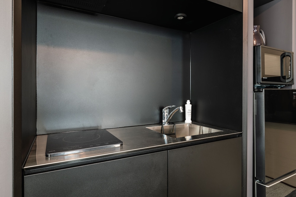 Superior Room, Non Smoking (A) - Photo 7