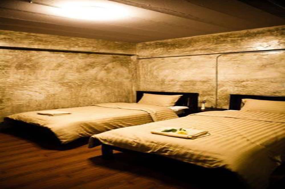 Standard Twin Room photo 3