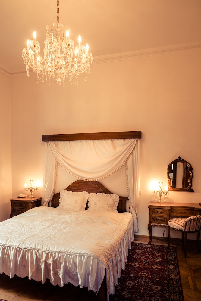 Deluxe Double or Twin Room (With Spa Access)