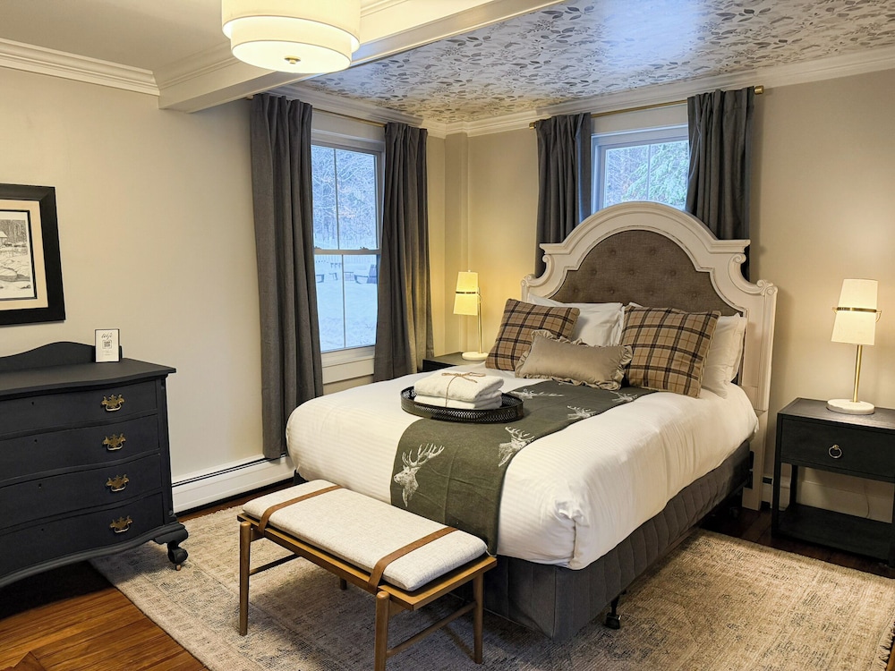 Classic Room, 1 Queen Bed, Non Smoking