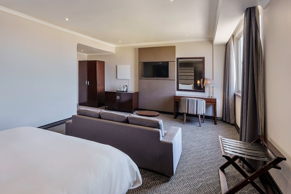 Room, 1 King Bed - Photo 10