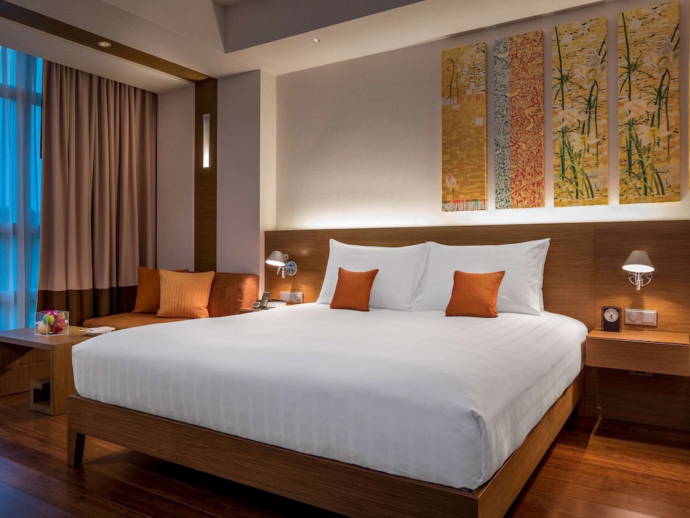 Superior Room, 1 King Bed