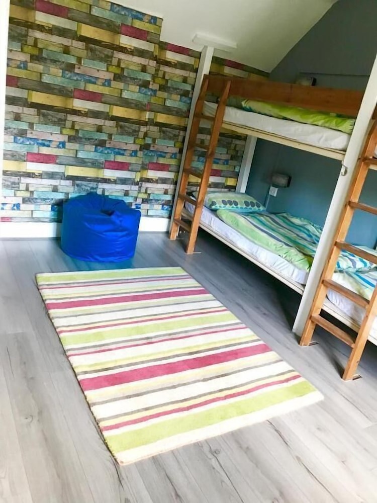Bed in 6-Bed Mixed Dormitory photo 1
