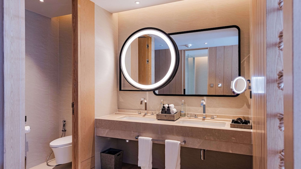 Family Suite Pool Access - Photo 6