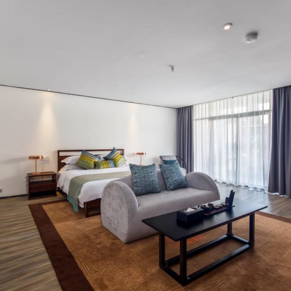 Deluxe Double Room, Balcony photo 1