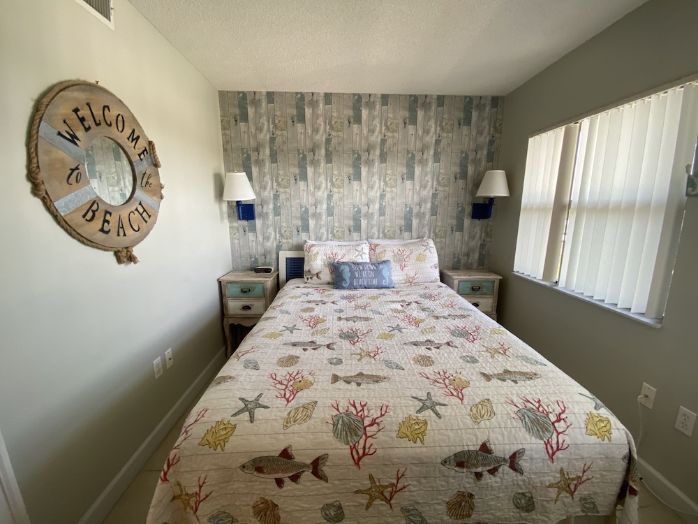 Partial Gulf View Condo 309 photo 3