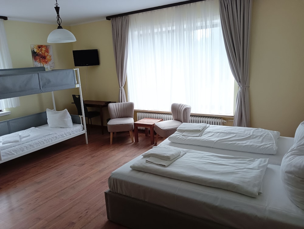 Basic Quadruple Room