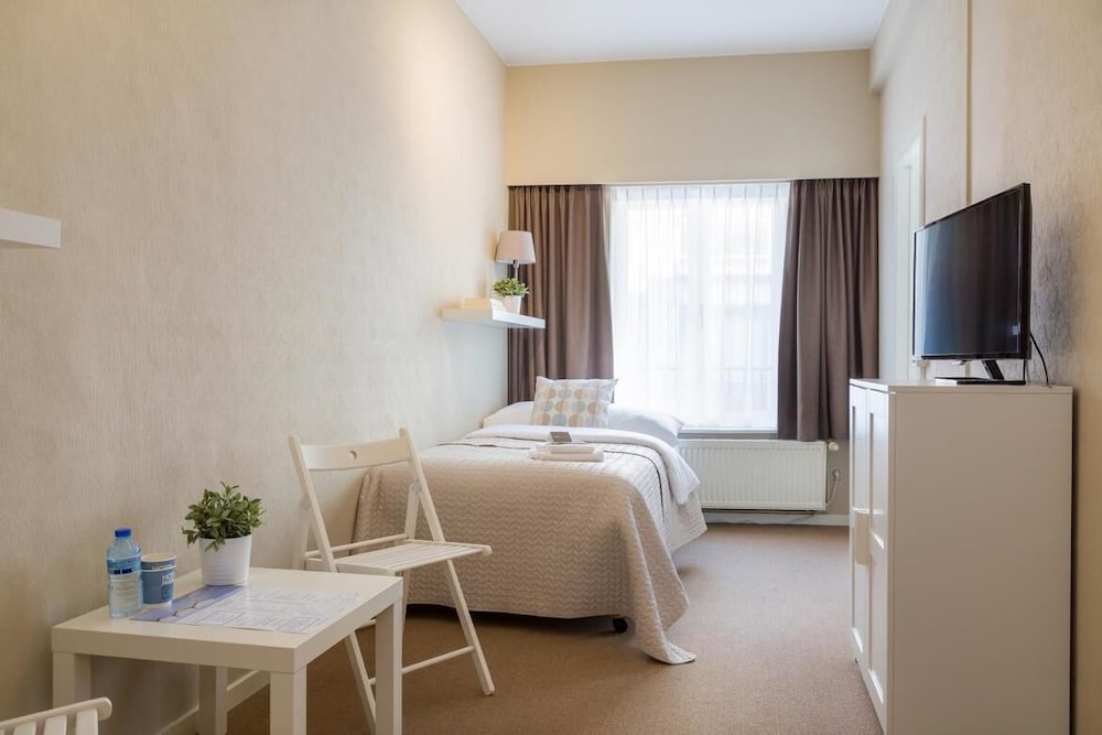 Basic Single Room
