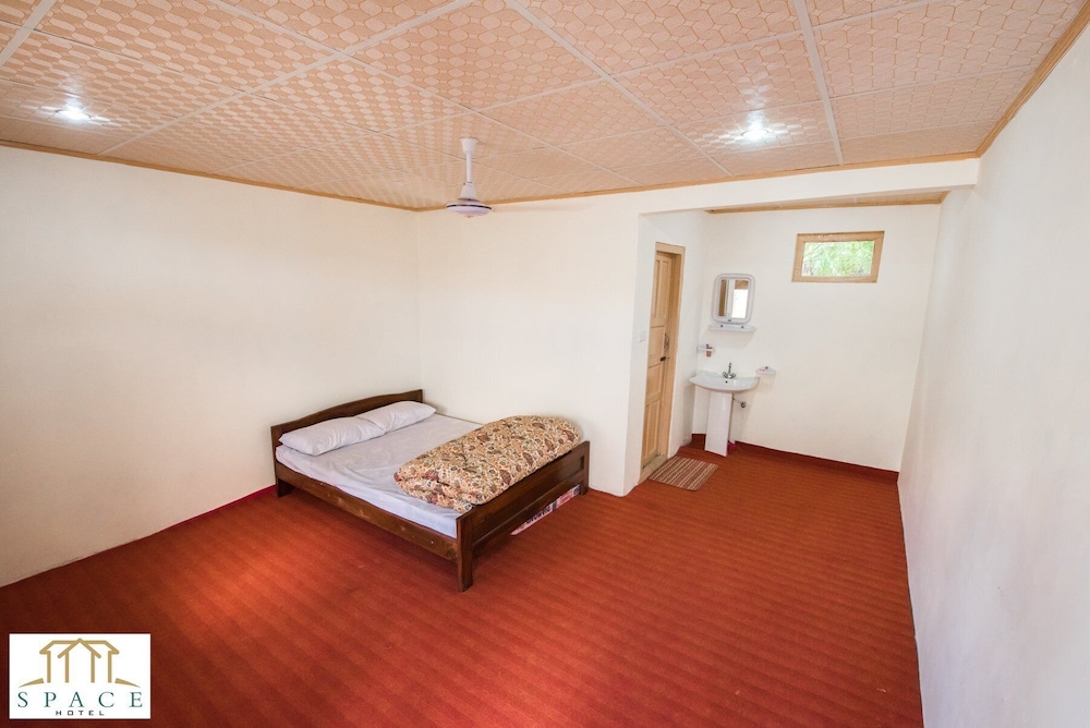 Standard Double Room - Photo 5