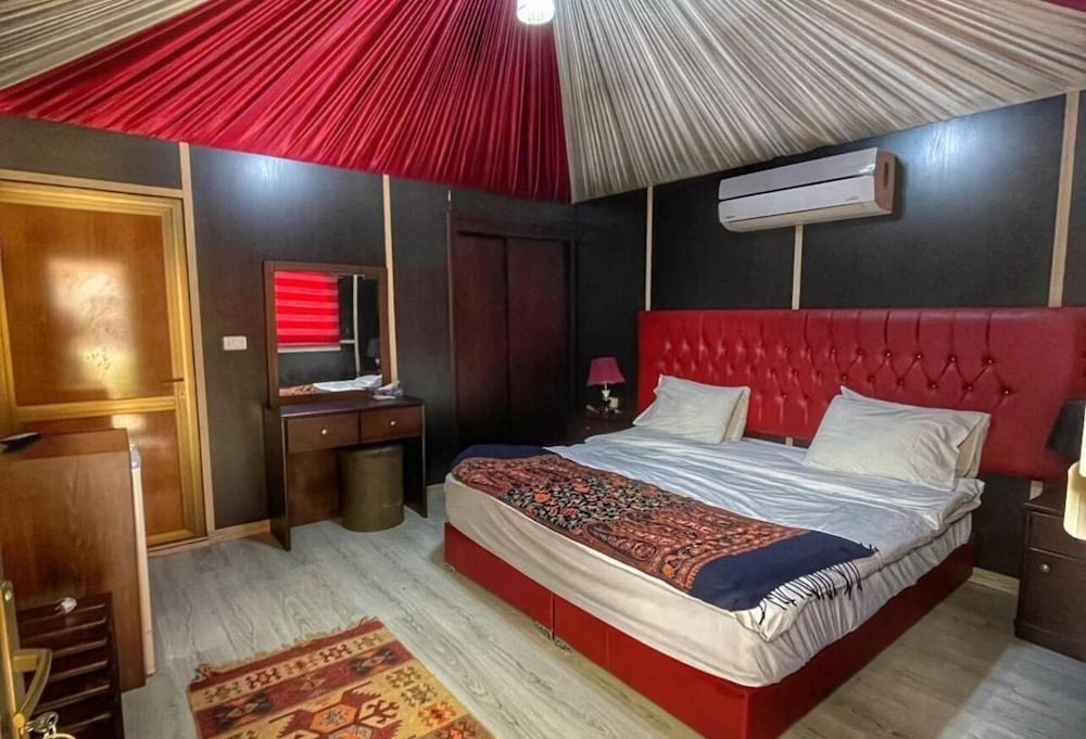 Deluxe Double or Twin Room - Photo 1