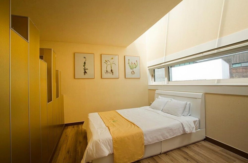 Duplex (Gold) photo 1