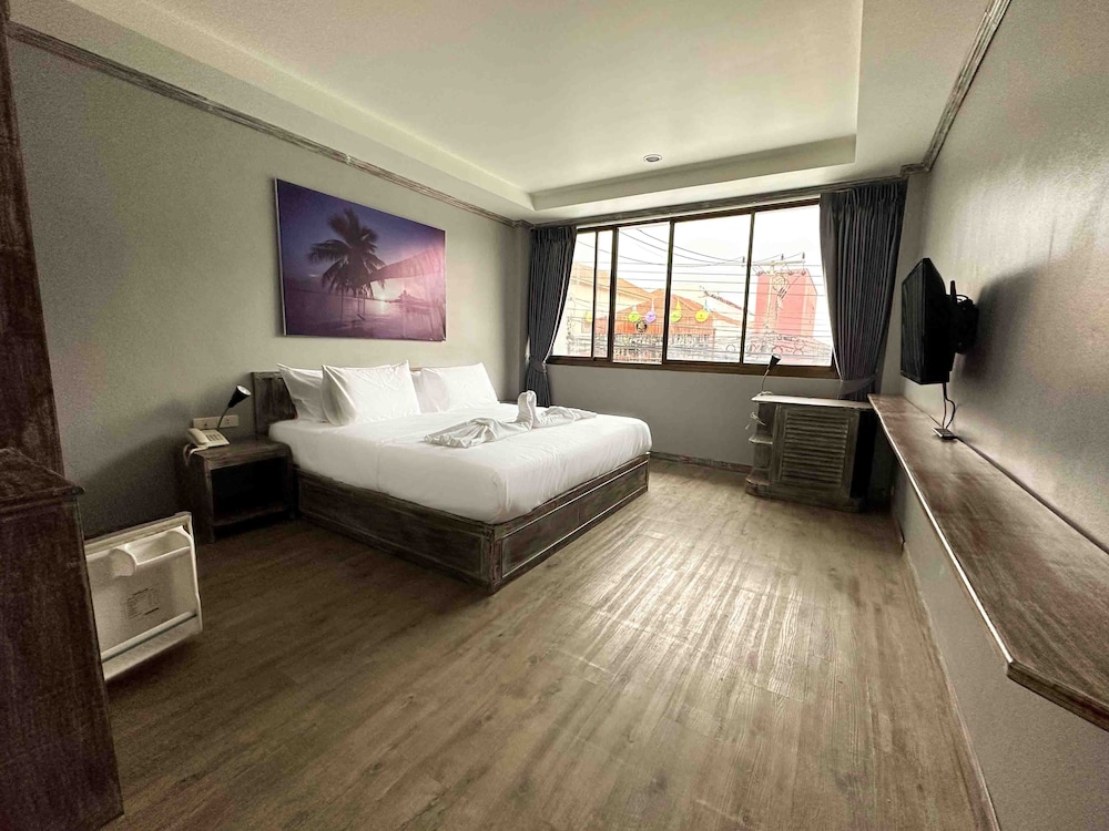 Junior Room - Photo 15