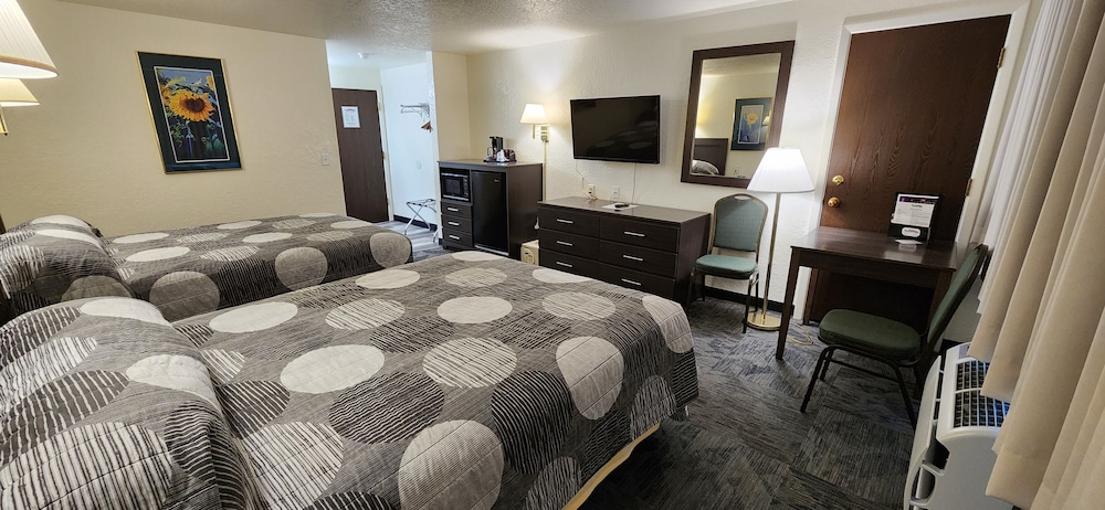 Double Queen Room photo 2