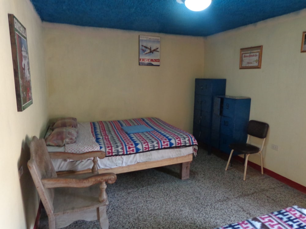 Single Room, 1 Double Bed, Non Smoking, Shared Bathroom photo 3