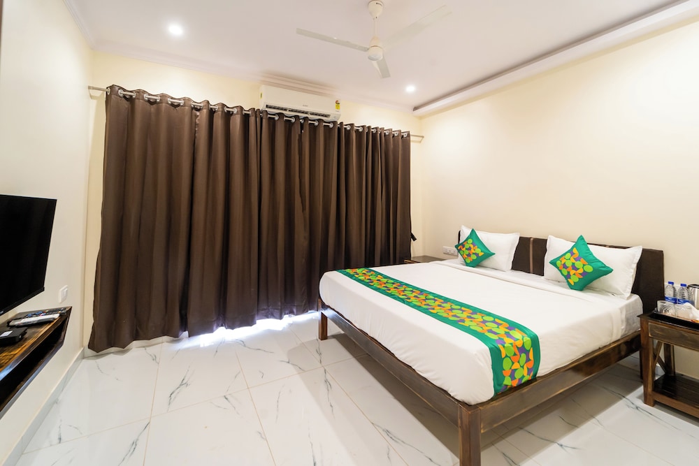 Standard Room - Photo 13