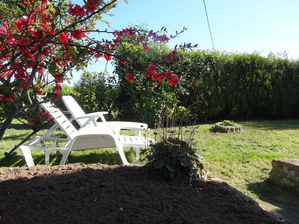 Romantic Cottage, Garden View (Le Pigeonnier de Gondière) photo 2