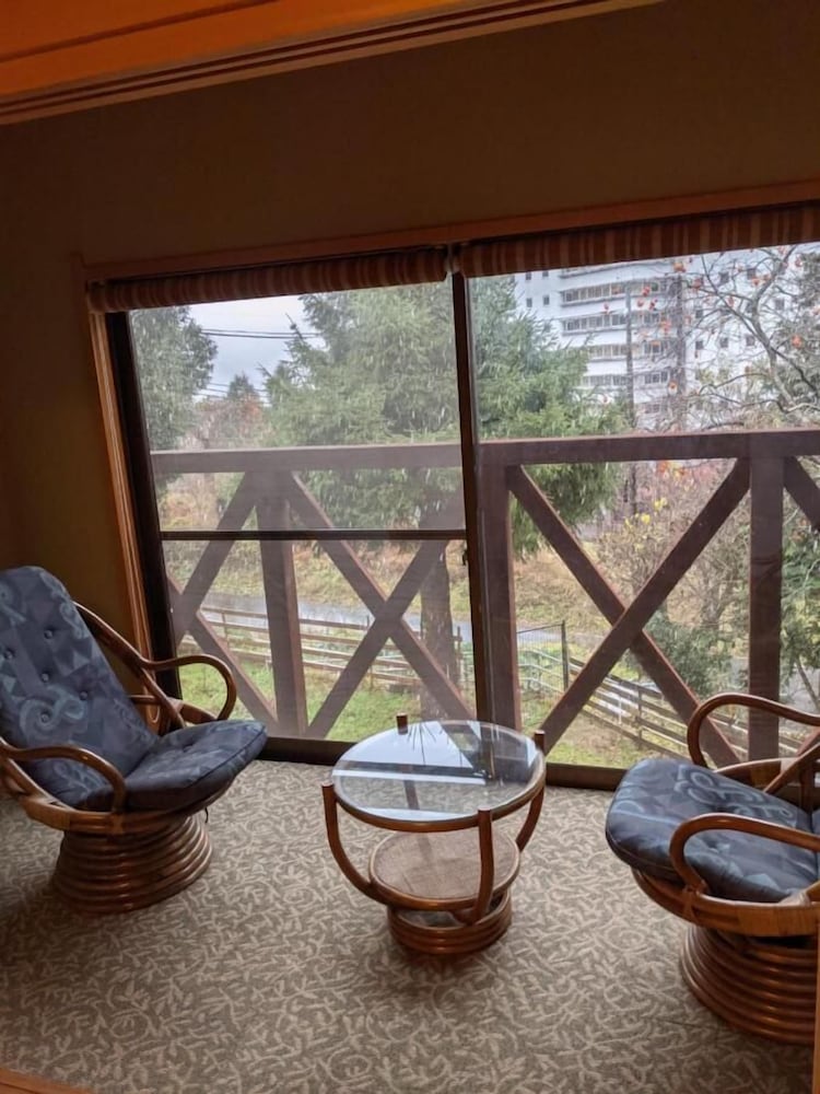 Standard Double or Twin Room, Mountain View photo 3