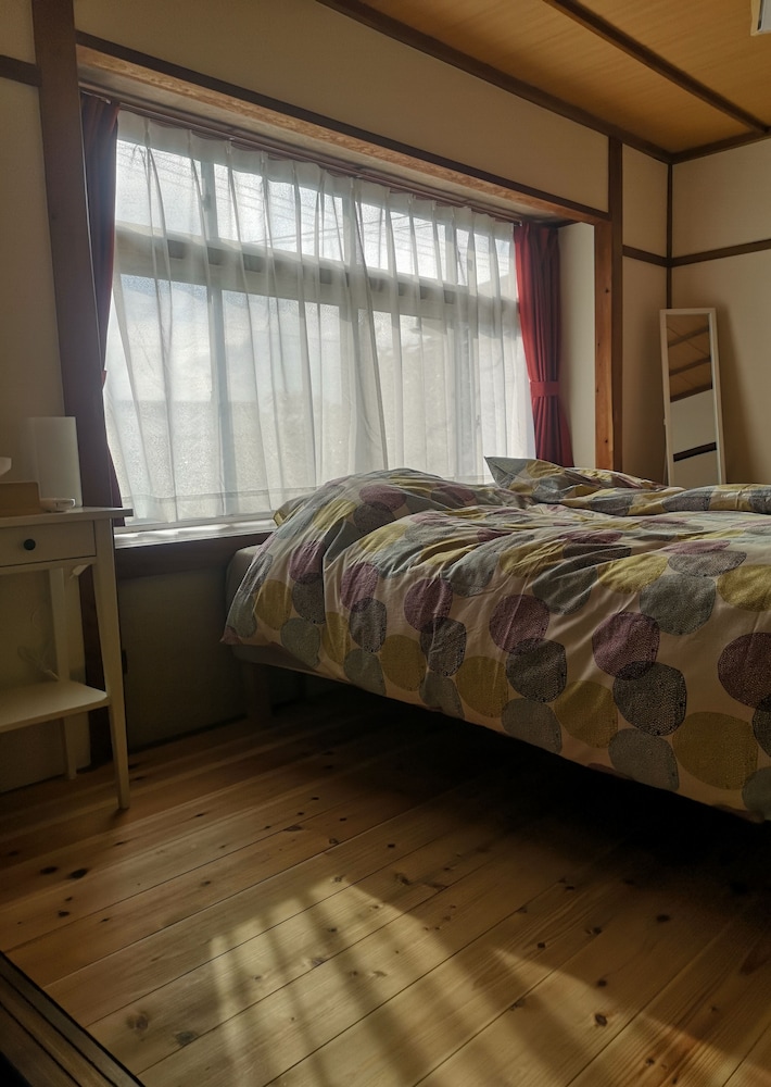 Japanese Western Style Room photo 3