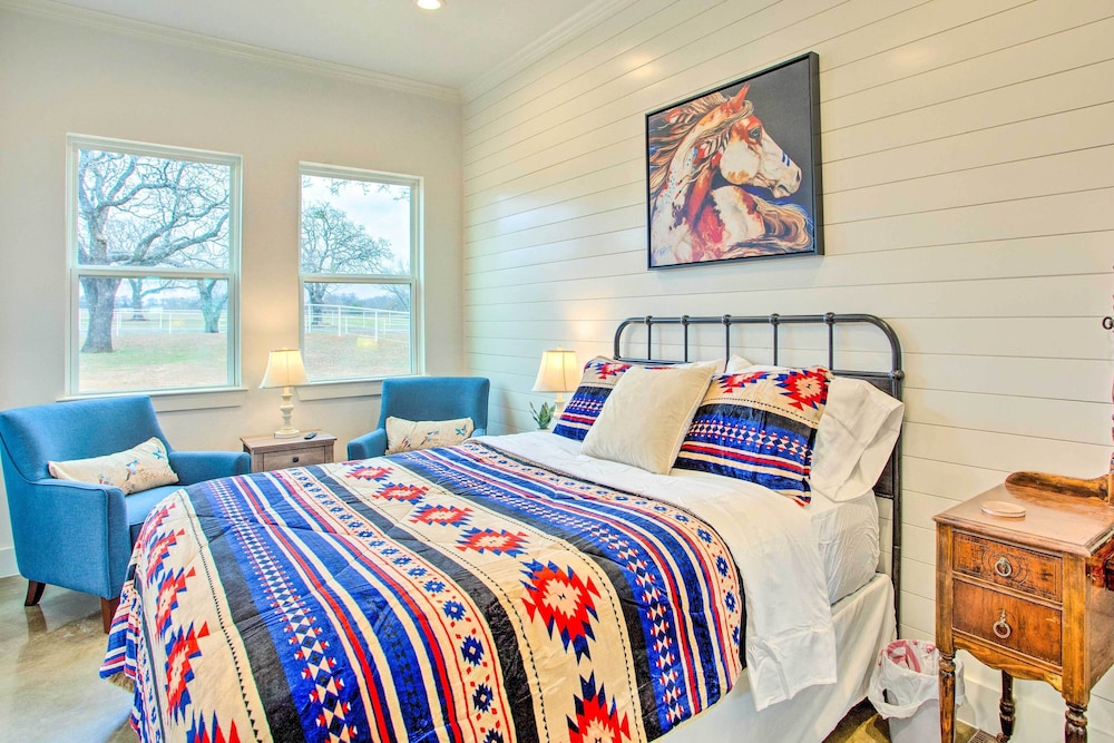House (2 Bedrooms) photo 2