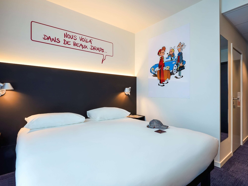 Twin Room, 2 Twin Beds thumbnail 6