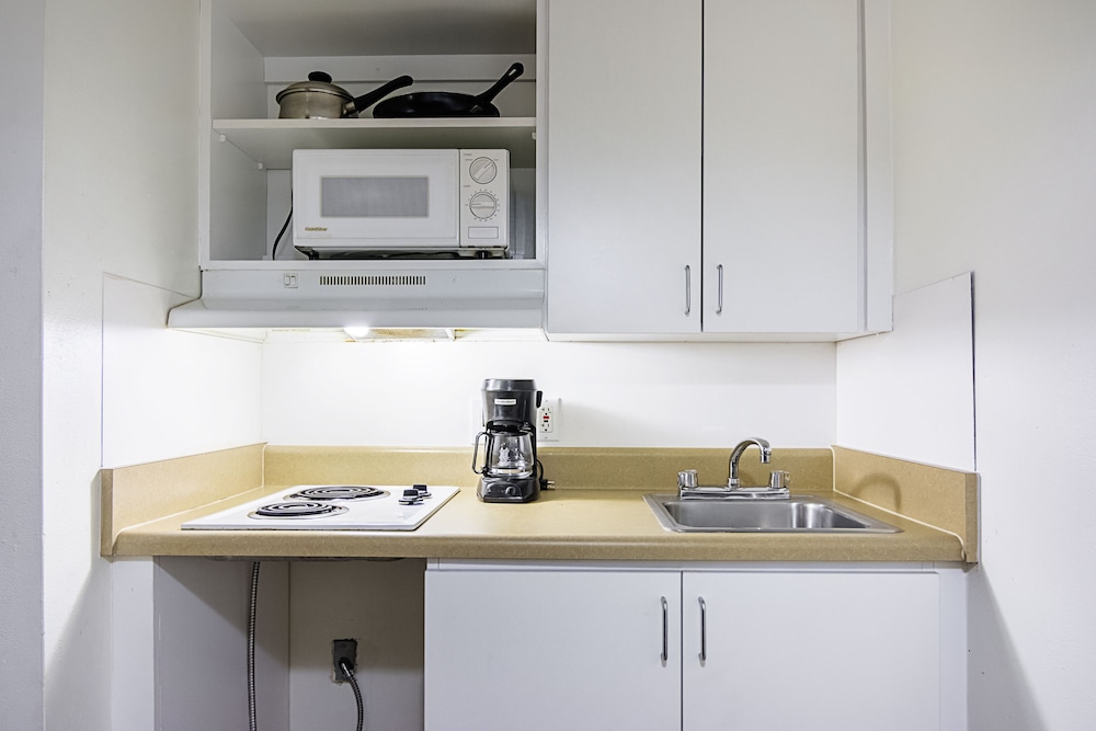 Deluxe Room, 2 Double Beds, Non Smoking, Kitchenette - Photo 9