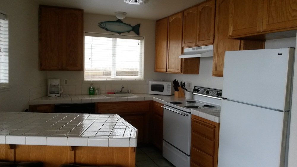 Panoramic Apartment, 1 Bedroom, Ocean View, Oceanfront photo 3