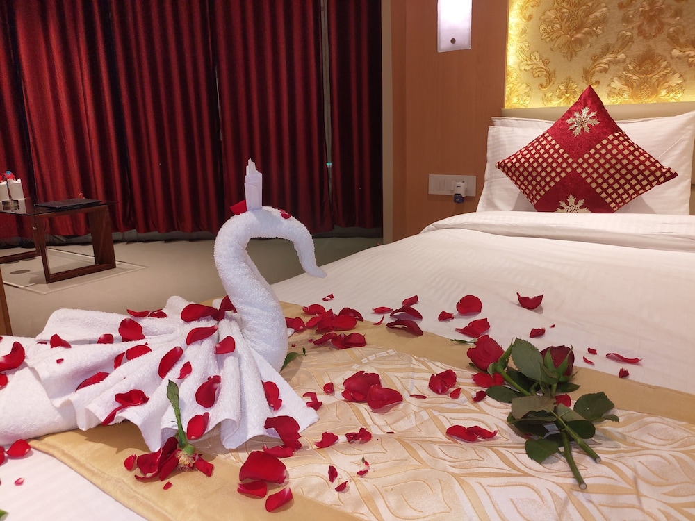 Premium Room, 1 Queen Bed, Accessible, City View photo 1