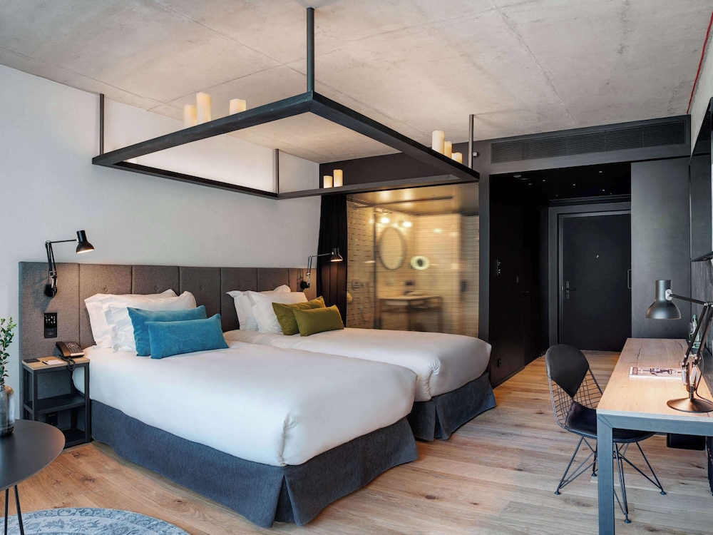 Classic Room, 2 Twin Beds - Photo 4