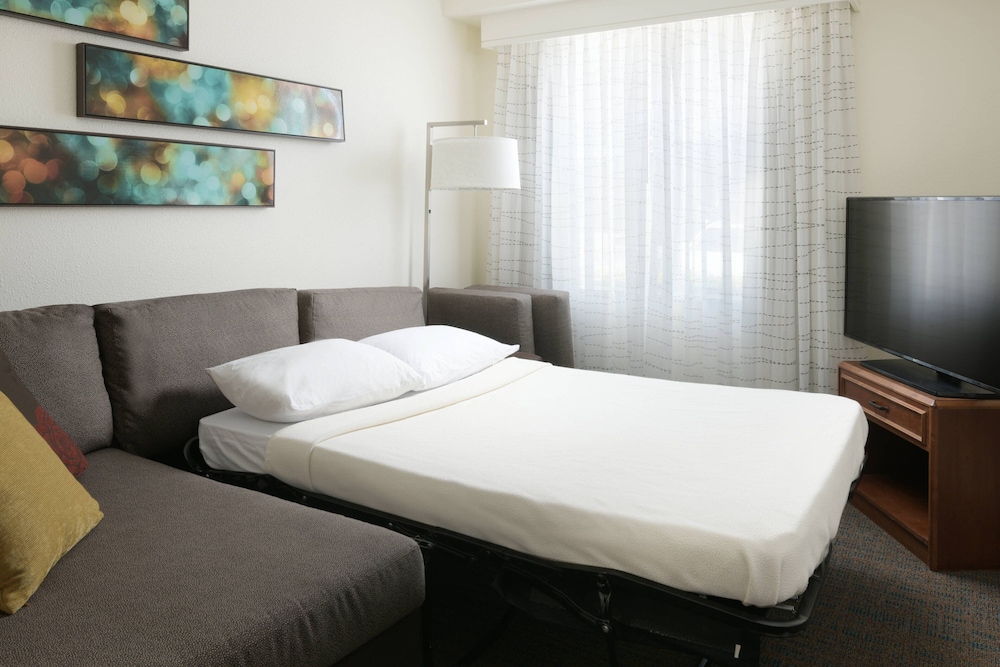 Studio, 1 Queen Bed with Sofa bed - Photo 2