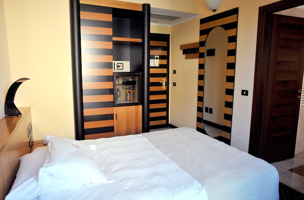 Double Room Single Use