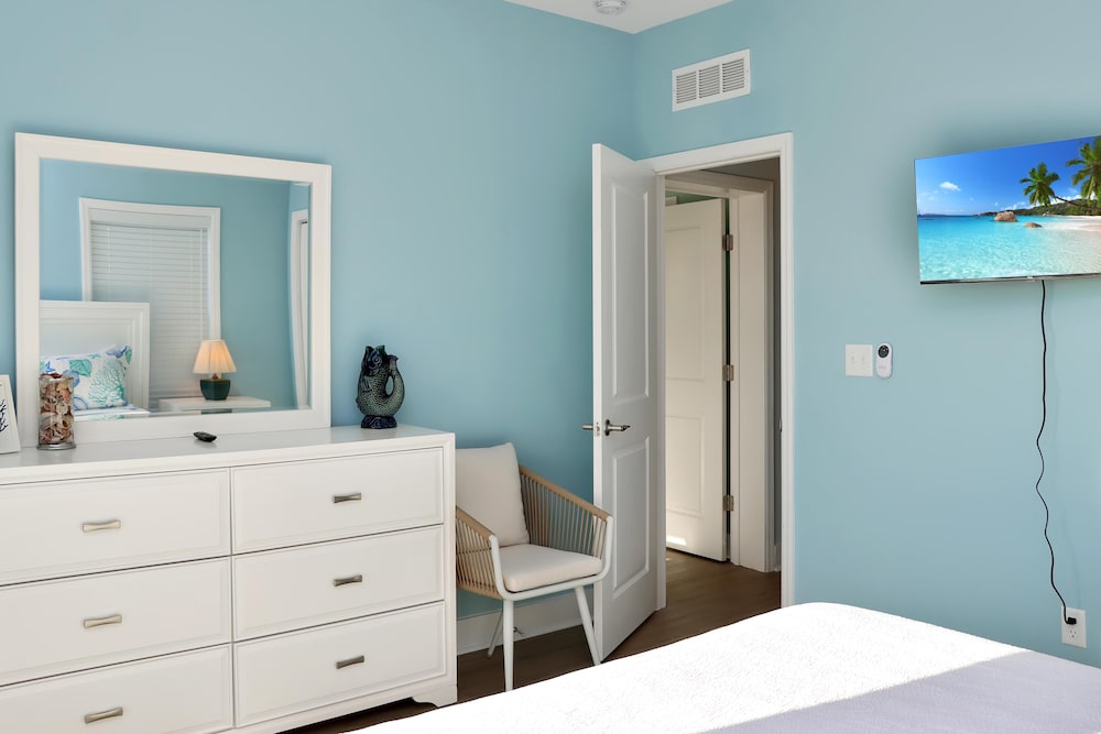 House, Multiple Beds (Casa Linda)
