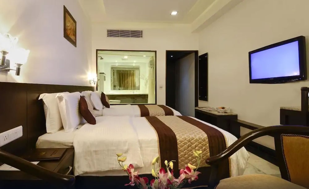 Deluxe Room - Photo 1