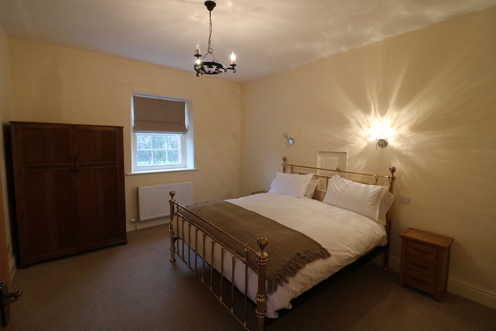 Deluxe Cottage, 1 Bedroom, Courtyard View photo 3