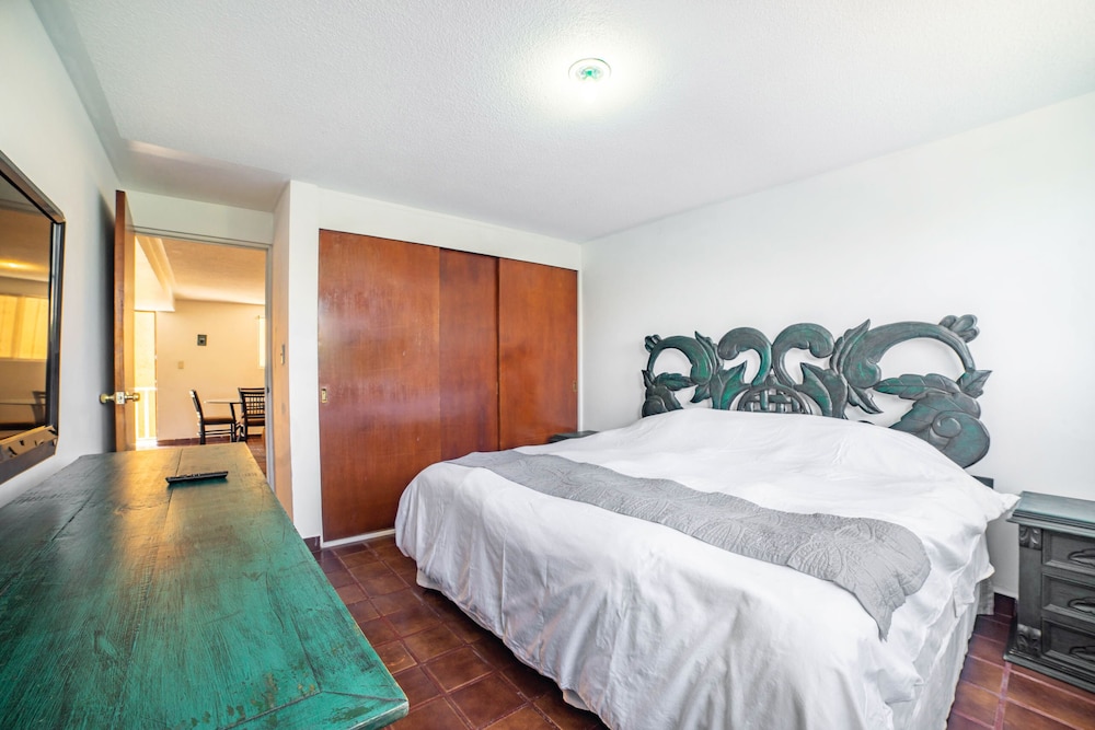 Apartment (2 Bedrooms)