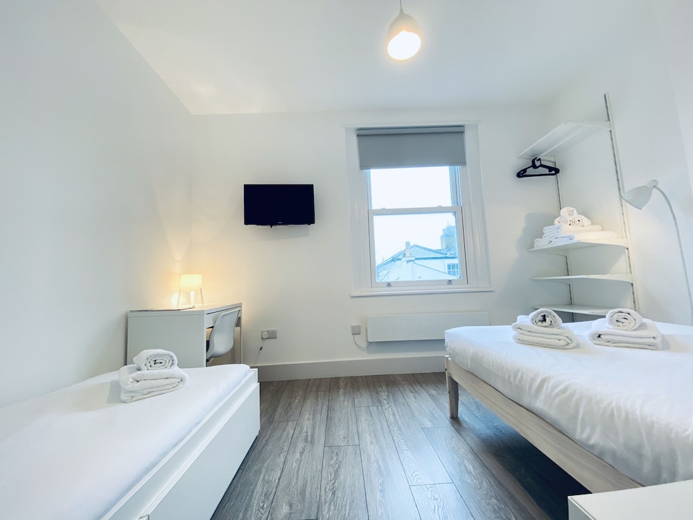 Deluxe Apartment - Flat 3 photo 2